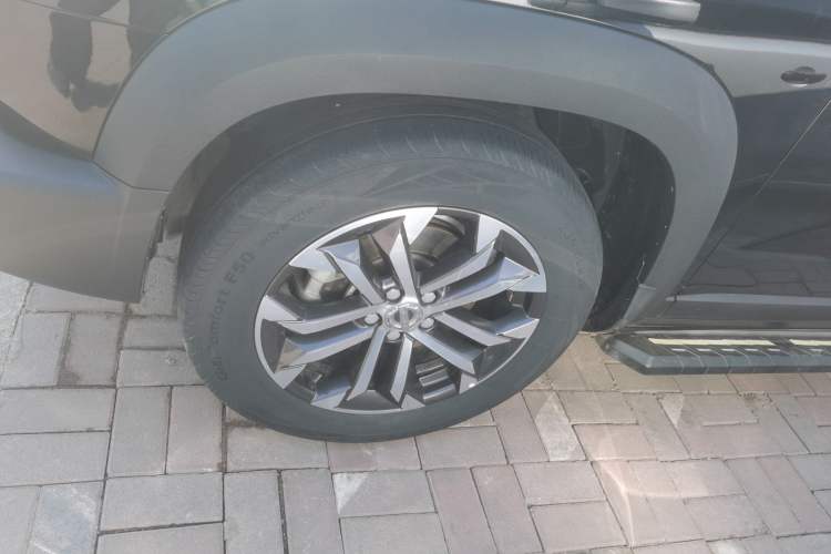 Used Haval DARGO 2021 1.5T DCT Two-Wheel Drive Border Collie Edition Left Front Wheel Hub