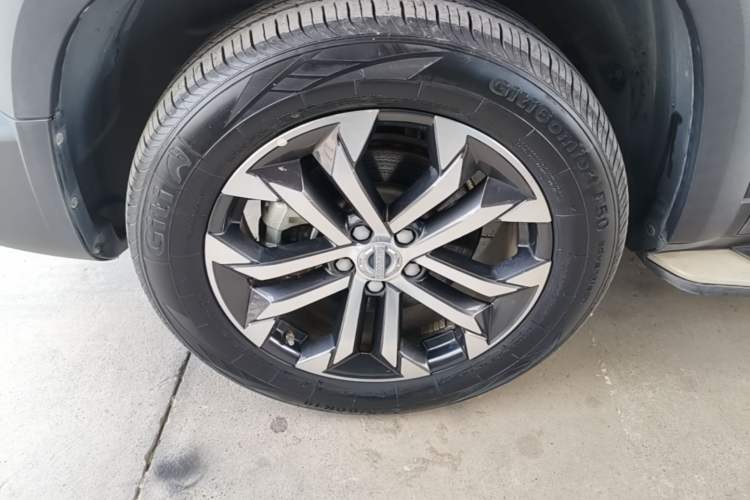 Used Haval DARGO 2021 1.5T DCT Two-Wheel Drive Border Collie Edition Left Front Wheel Hub