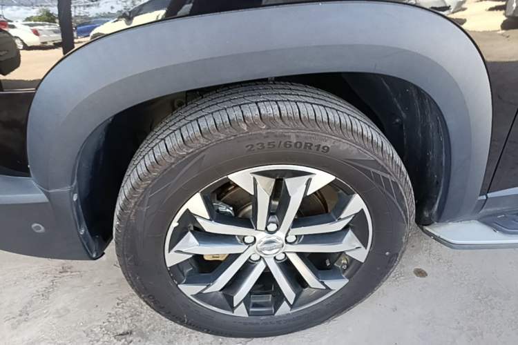 Used Haval DARGO 2021 Revised Version 1.5T DCT Two-Wheel Drive "Mǎquǎn" Edition Left Front Wheel Hub
