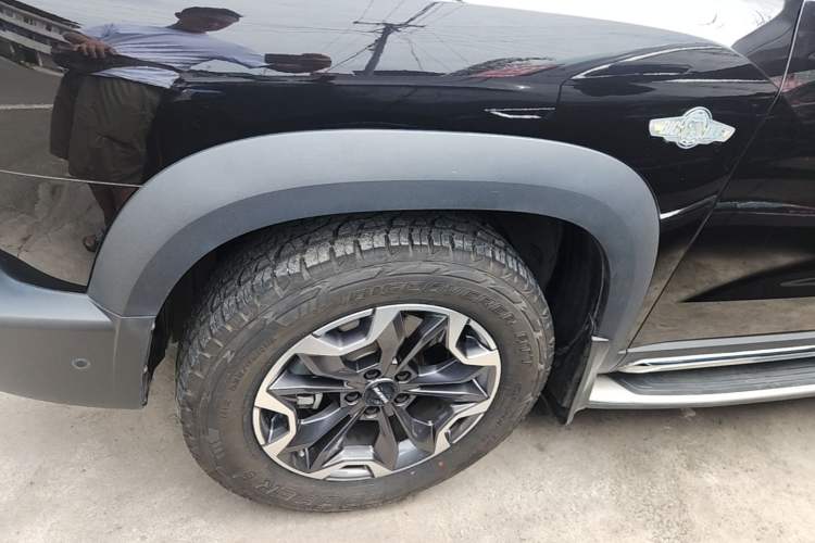 Used Haval DARGO 2021 2.0T DCT All-Wheel-Drive "Hao Tian Quan" Edition Left Front Wheel Hub