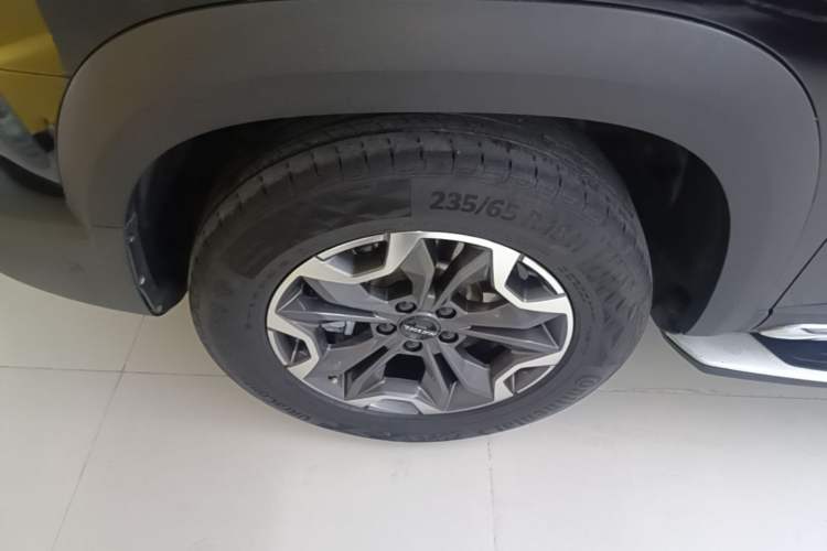 Used Haval DARGO 2021 2.0T DCT All-Wheel-Drive "Hao Tian Quan" Edition Left Front Wheel Hub