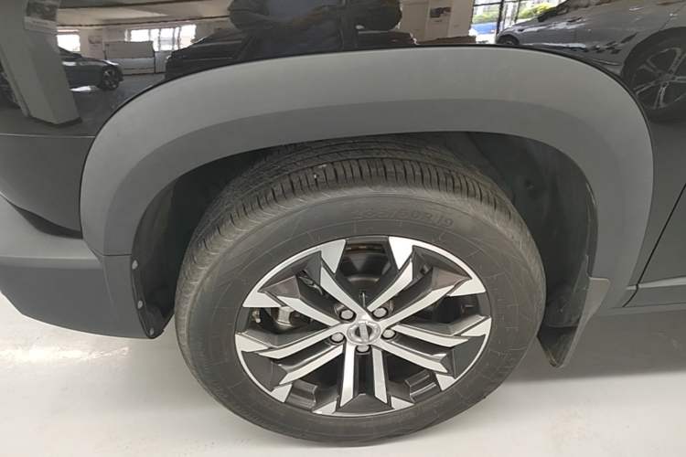 Used Haval DARGO 2021 1.5T DCT Two-Wheel Drive Border Collie Edition Left Front Wheel Hub