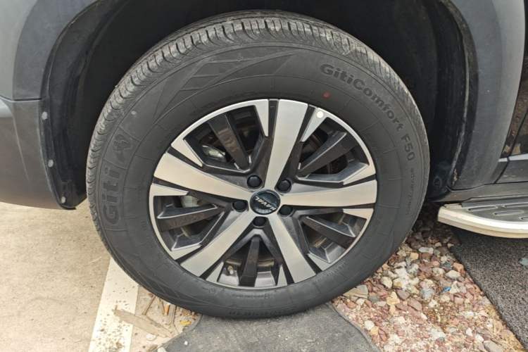 Used Haval DARGO 2021 1.5T DCT Two-Wheel Drive Labrador Edition Left Front Wheel Hub