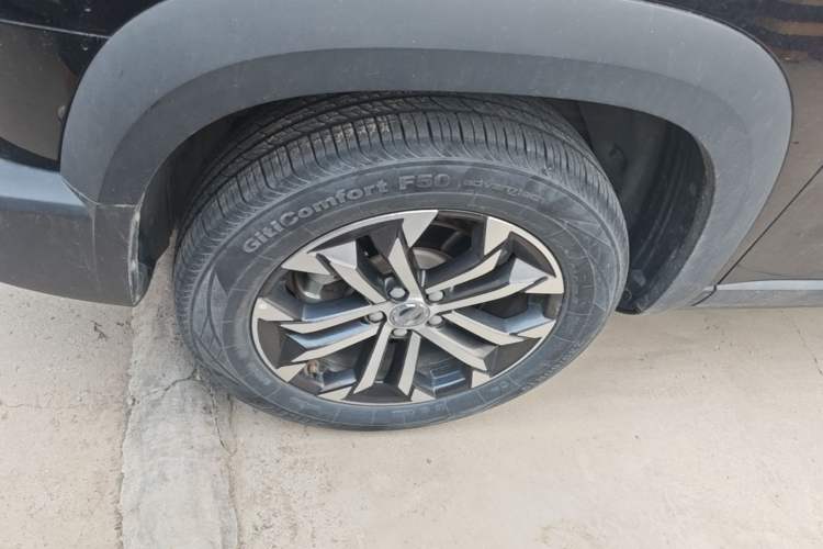 Used Haval DARGO 2021 1.5T DCT Two-Wheel Drive Border Collie Edition Left Front Wheel Hub