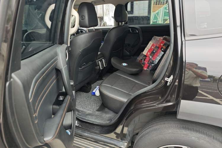 Used Haval DARGO 2021 1.5T DCT Two-Wheel Drive Labrador Edition Left Rear Seat