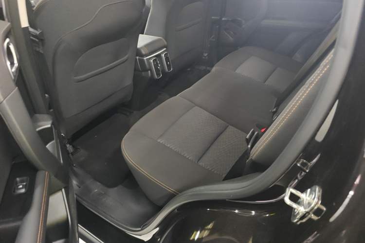 Used Haval DARGO 2021 1.5T DCT Two-Wheel Drive Husky Edition Left Rear Seat