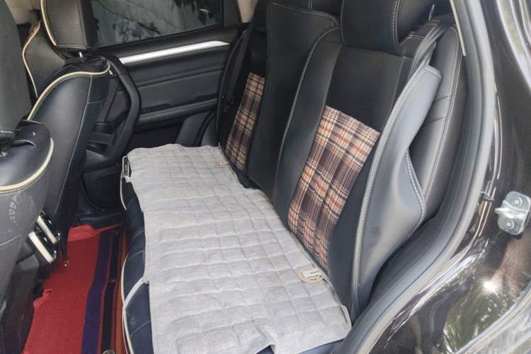 Used Haval DARGO 2021 1.5T DCT Two-Wheel Drive Border Collie Edition Left Rear Seat