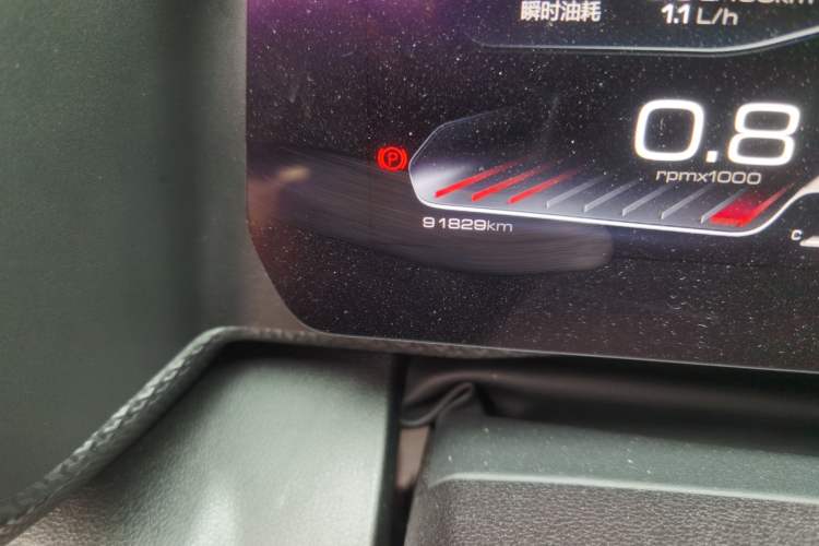 Used Haval DARGO 2021 1.5T DCT Two-Wheel Drive Labrador Edition Odometer Close Up