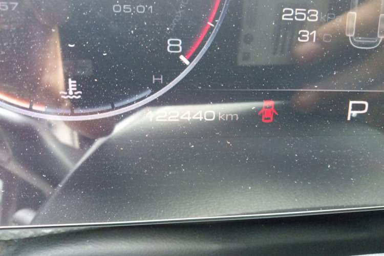 Used Haval DARGO 2021 2.0T DCT All-Wheel-Drive "Hao Tian Quan" Edition Odometer Close Up