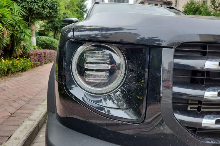 Used Haval DARGO 2021 1.5T DCT Two-Wheel Drive Border Collie Edition Right Front Headlight