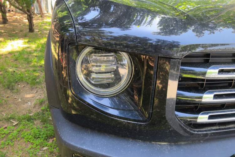 Used Haval DARGO 2021 2.0T DCT 4x4 Chinese Rural Dog Edition Right Front Headlight
