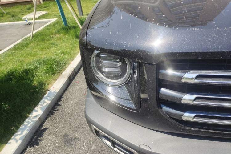 Used Haval DARGO 2021 1.5T DCT Two-Wheel Drive Border Collie Edition Right Front Headlight