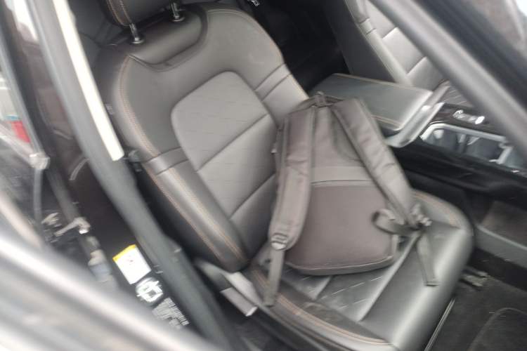 Used Haval DARGO 2021 2.0T DCT Two-Wheel Drive Chinese Mastiff Edition Right Front Seat