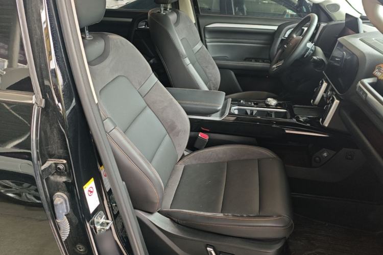 Used Haval DARGO 2021 Revised Version 2.0T DCT Four-Wheel Drive "Hao Tian Que" Edition Right Front Seat
