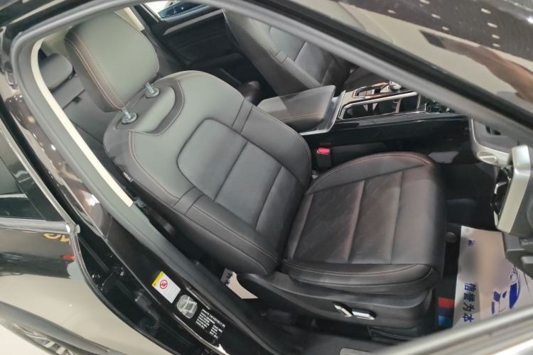 Used Haval DARGO 2021 Revised Version 1.5T DCT Two-Wheel Drive "Mǎquǎn" Edition Right Front Seat