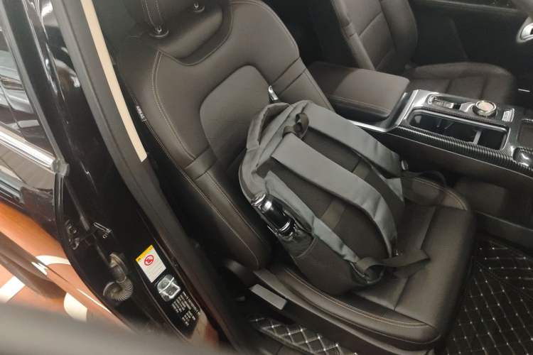 Used Haval DARGO 2021 1.5T DCT Two-Wheel Drive Labrador Edition Right Front Seat