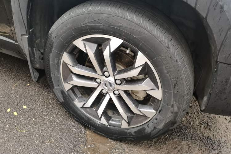 Used Haval DARGO 2021 1.5T DCT Two-Wheel Drive Border Collie Edition Right Front Wheel Hub