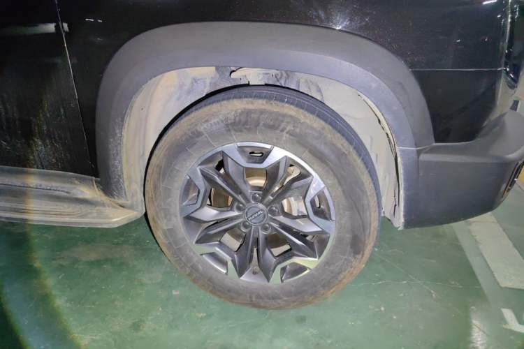 Used Haval DARGO 2021 2.0T DCT 4x4 Chinese Rural Dog Edition Right Front Wheel Hub