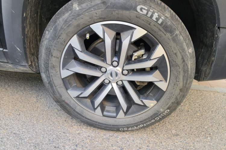 Used Haval DARGO 2021 1.5T DCT Two-Wheel Drive Border Collie Edition Right Front Wheel Hub