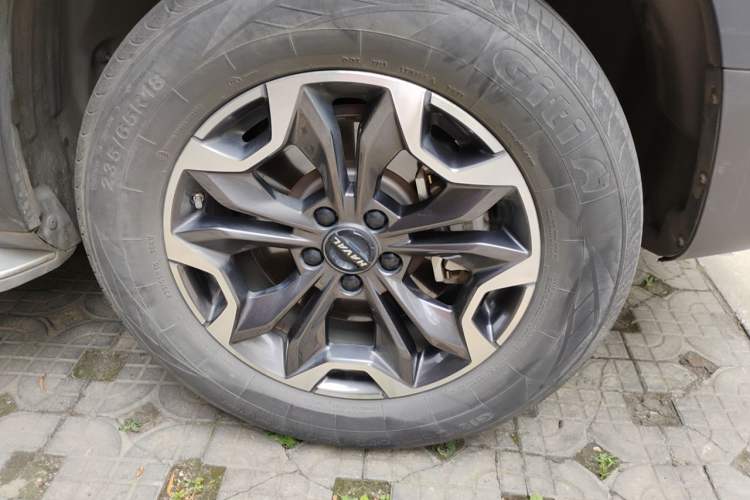 Used Haval DARGO 2021 2.0T DCT 4x4 Chinese Rural Dog Edition Right Front Wheel Hub