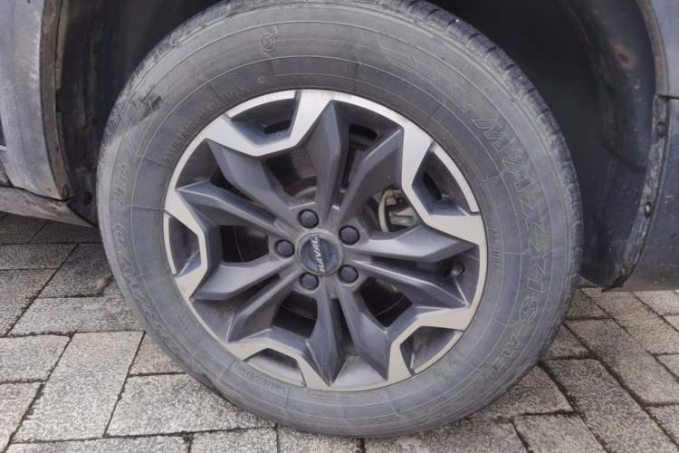 Used Haval DARGO 2021 1.5T DCT Two-Wheel Drive Labrador Edition Right Front Wheel Hub