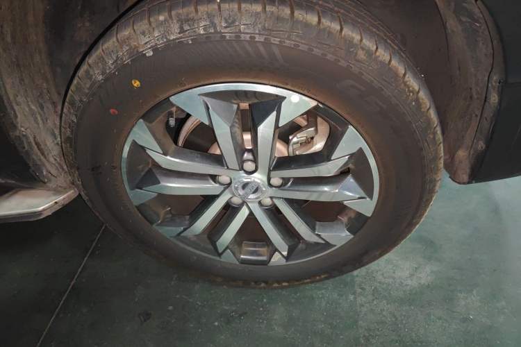 Used Haval DARGO 2021 1.5T DCT Two-Wheel Drive "Mǎquǎn" Edition Right Front Wheel Hub