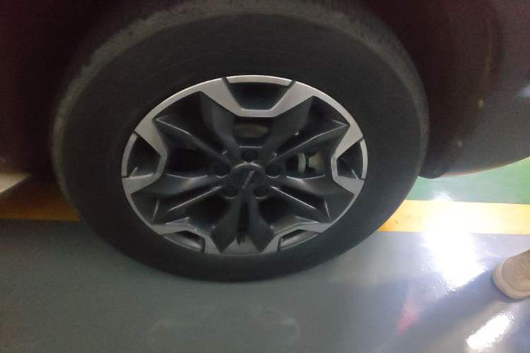 Used Haval DARGO 2021 2.0T DCT 4x4 Chinese Rural Dog Edition Right Front Wheel Hub