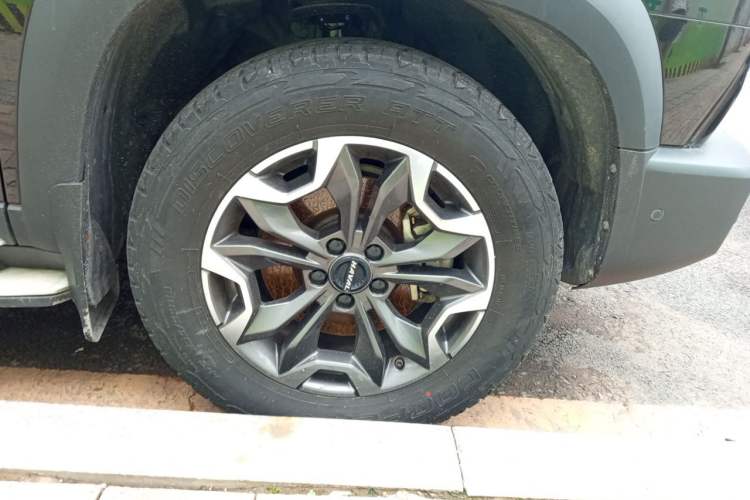 Used Haval DARGO 2021 2.0T DCT All-Wheel-Drive "Hao Tian Quan" Edition Right Front Wheel Hub