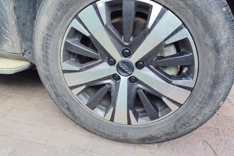 Used Haval DARGO 2021 1.5T DCT Two-Wheel Drive Labrador Edition Right Front Wheel Hub