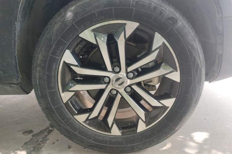 Used Haval DARGO 2021 1.5T DCT Two-Wheel Drive Border Collie Edition Right Front Wheel Hub