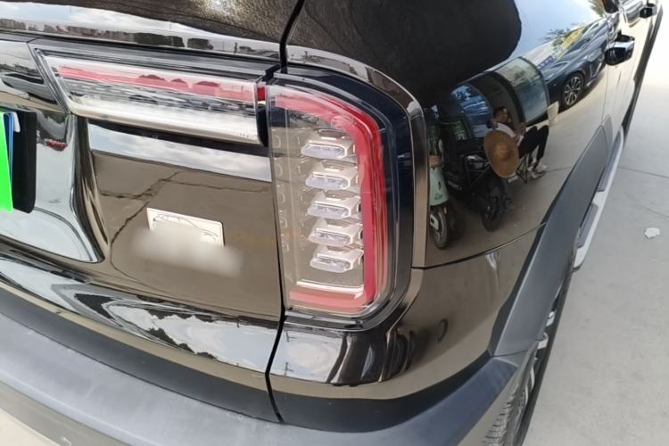 Used Haval DARGO 2021 1.5T DCT Two-Wheel Drive Border Collie Edition Right Rear Taillight