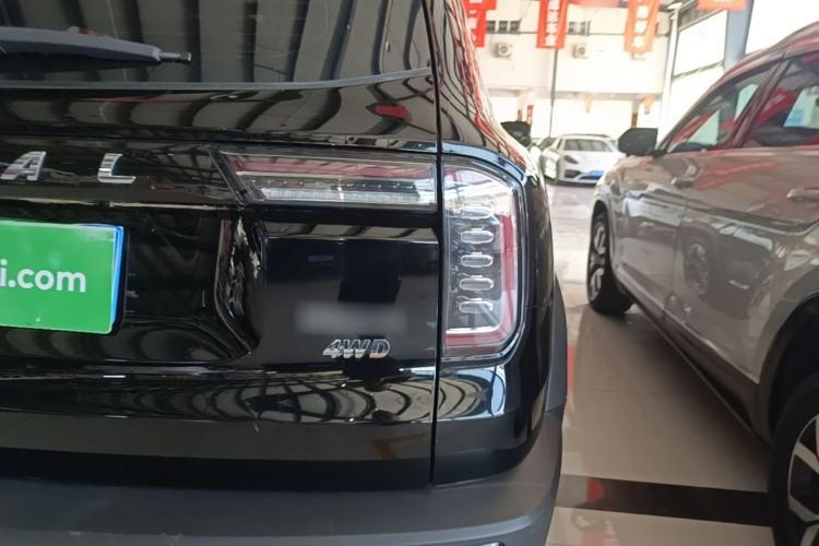 Used Haval DARGO 2021 Revised Version 2.0T DCT Four-Wheel Drive "Hao Tian Que" Edition Right Rear Taillight
