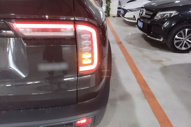 Used Haval DARGO 2021 1.5T DCT Two-Wheel Drive Border Collie Edition Right Rear Taillight