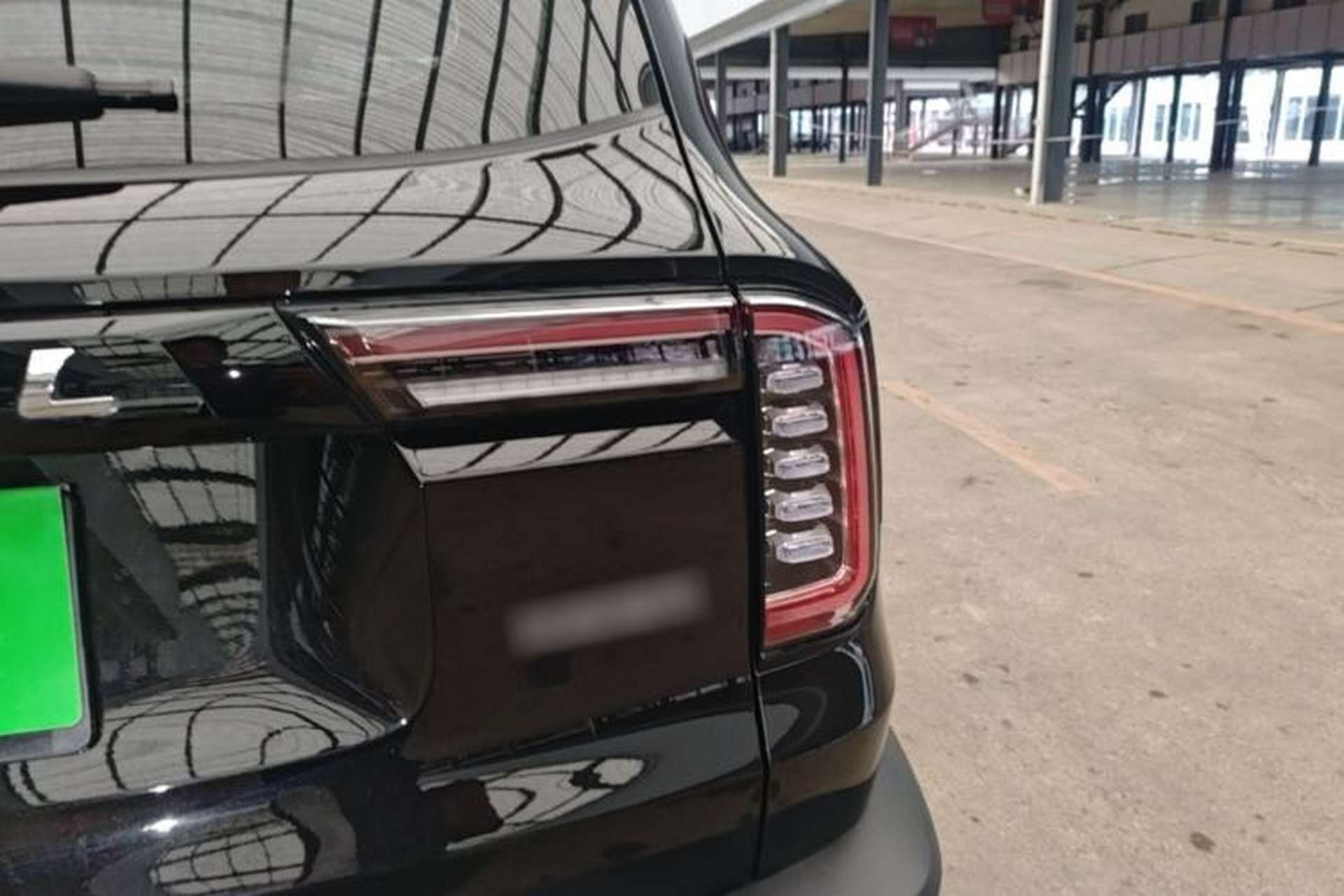 Used Haval DARGO 2021 1.5T DCT Two-Wheel Drive "Mǎquǎn" Edition Right Rear Taillight