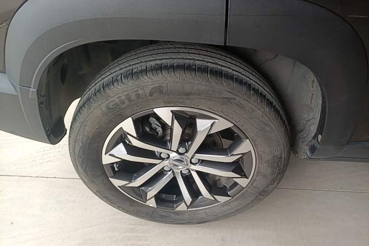 Used Haval DARGO 2021 1.5T DCT Two-Wheel Drive Border Collie Edition Right Rear Wheel Hub