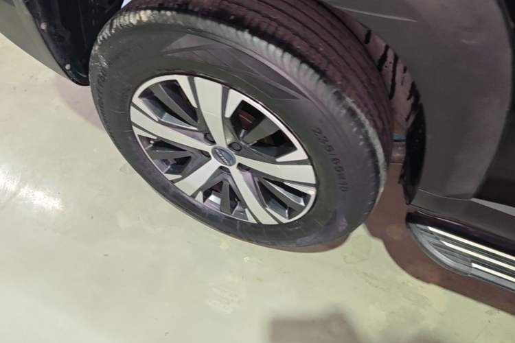 Used Haval DARGO 2021 1.5T DCT Two-Wheel Drive Labrador Edition Right Rear Wheel Hub