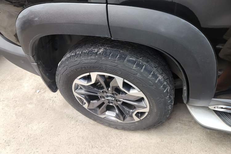 Used Haval DARGO 2021 2.0T DCT All-Wheel-Drive "Hao Tian Quan" Edition Right Rear Wheel Hub