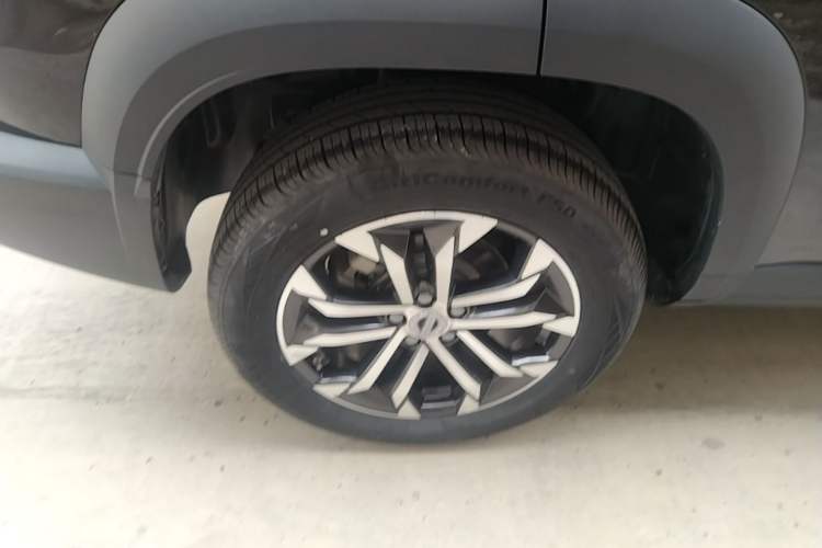 Used Haval DARGO 2021 1.5T DCT Two-Wheel Drive Border Collie - Wangcai Edition Right Rear Wheel Hub
