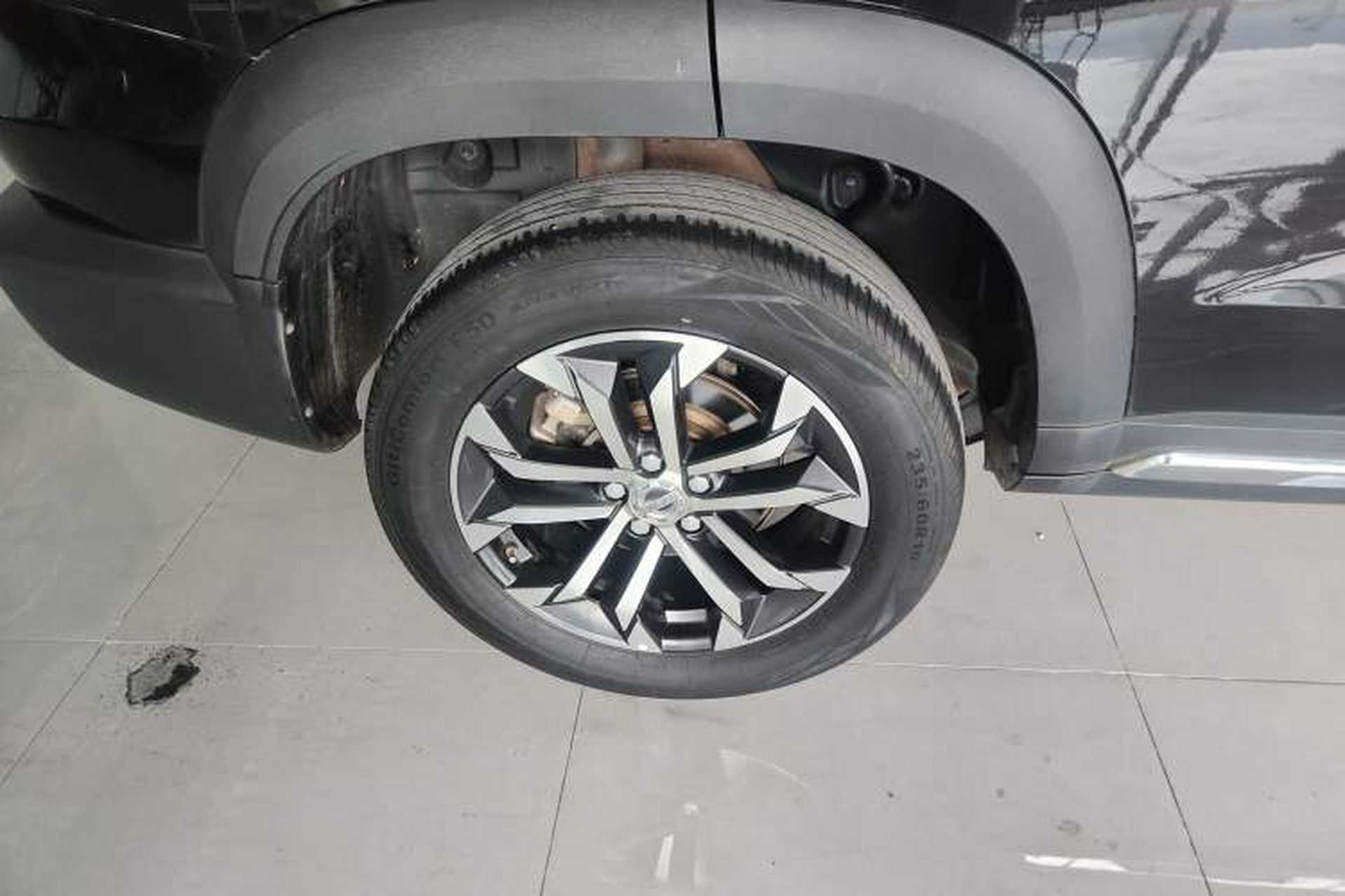 Used Haval DARGO 2021 2.0T DCT Two-Wheel Drive Chinese Mastiff Edition Right Rear Wheel Hub