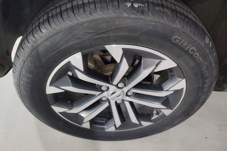 Used Haval DARGO 2021 1.5T DCT Two-Wheel Drive Border Collie Edition Right Rear Wheel Hub