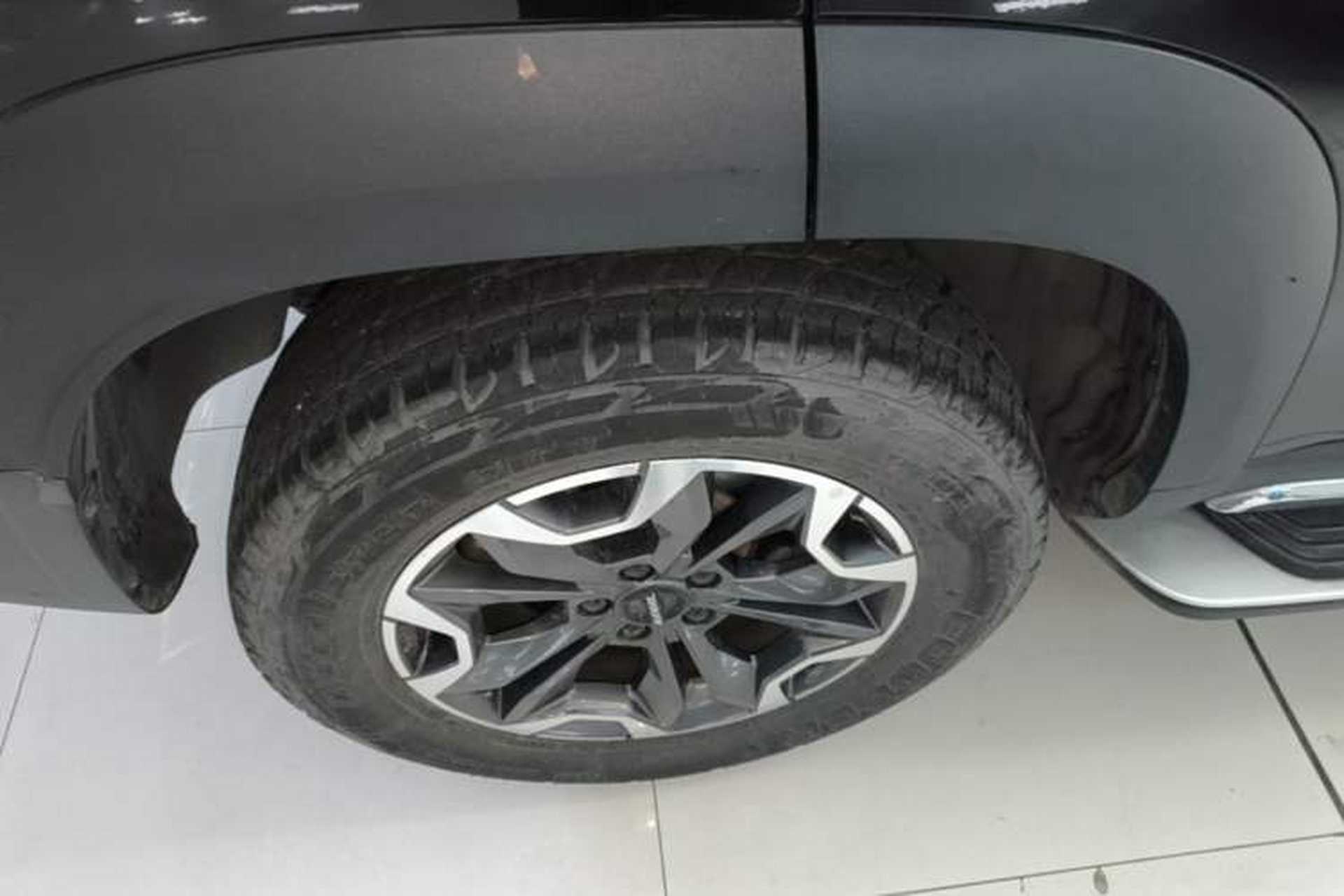 Used Haval DARGO 2021 2.0T DCT All-Wheel-Drive "Hao Tian Quan" Edition Right Rear Wheel Hub