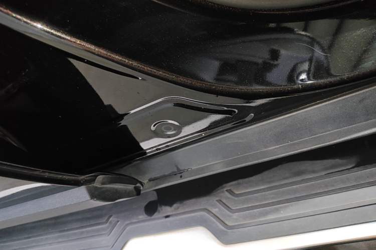 Used Haval DARGO 2021 1.5T DCT Two-Wheel Drive Border Collie Edition Right Side Sill