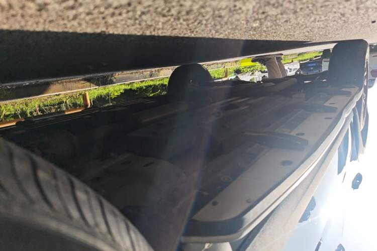 Used Haval DARGO 2021 1.5T DCT Two-Wheel Drive "Mǎquǎn" Edition Right Side Sill