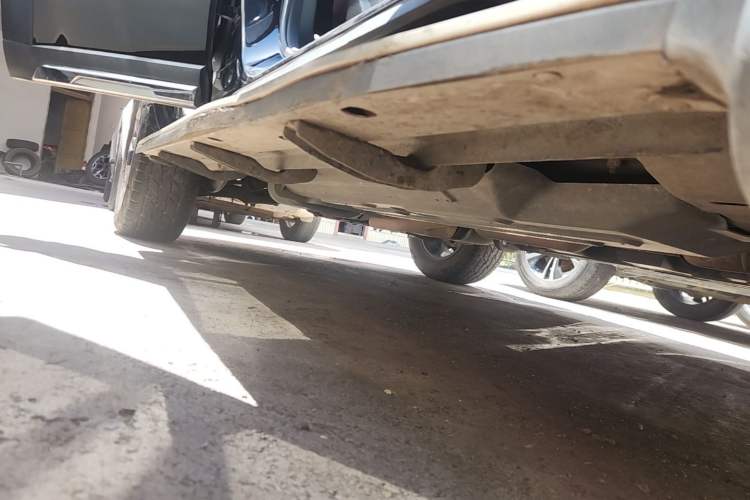 Used Haval DARGO 2021 2.0T DCT All-Wheel-Drive "Hao Tian Quan" Edition Right Side Sill