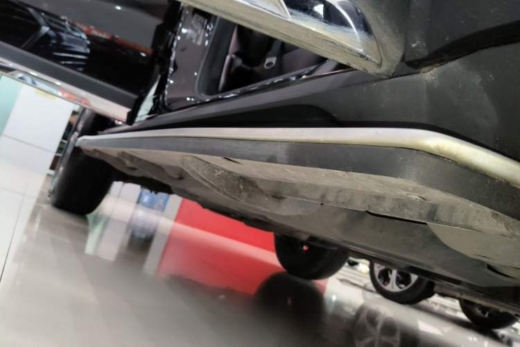 Used Haval DARGO 2021 2.0T DCT 4x4 Chinese Rural Dog Edition Right Side Sill