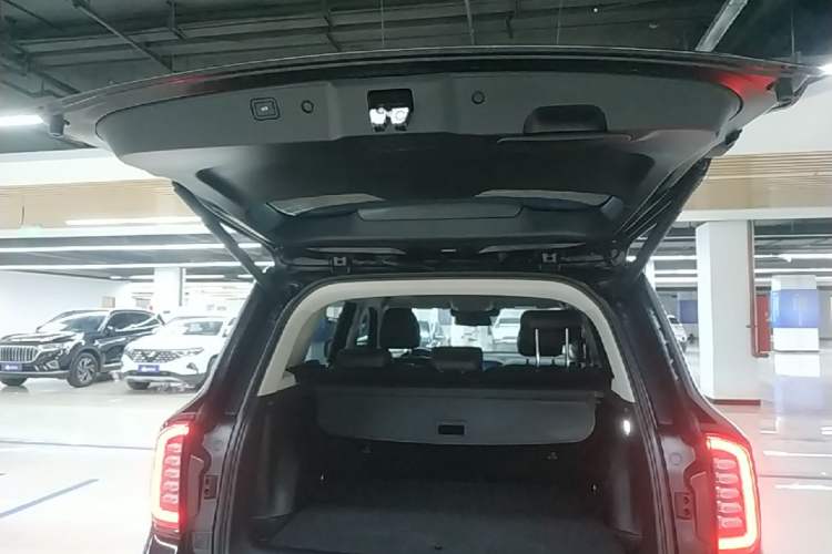 Used Haval DARGO 2021 1.5T DCT Two-Wheel Drive "Mǎquǎn" Edition Trunk
