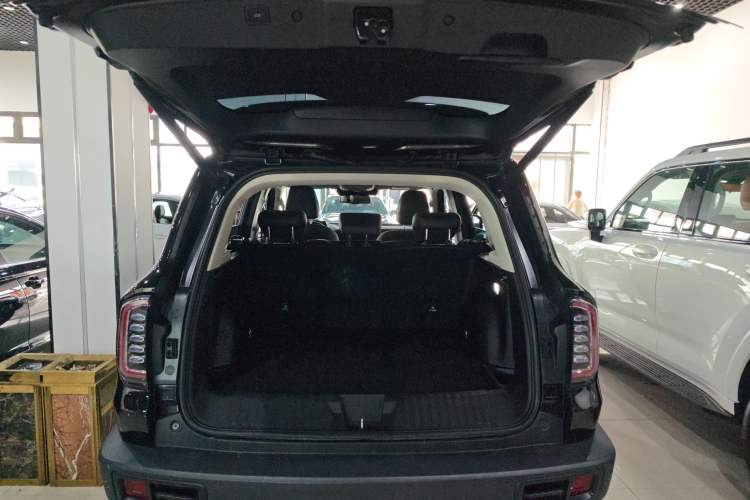 Used Haval DARGO 2021 Revised Version 1.5T DCT Two-Wheel Drive "Mǎquǎn" Edition Trunk