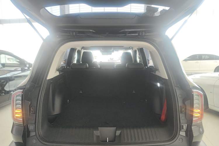 Used Haval DARGO 2021 1.5T DCT Two-Wheel Drive Labrador Edition Trunk