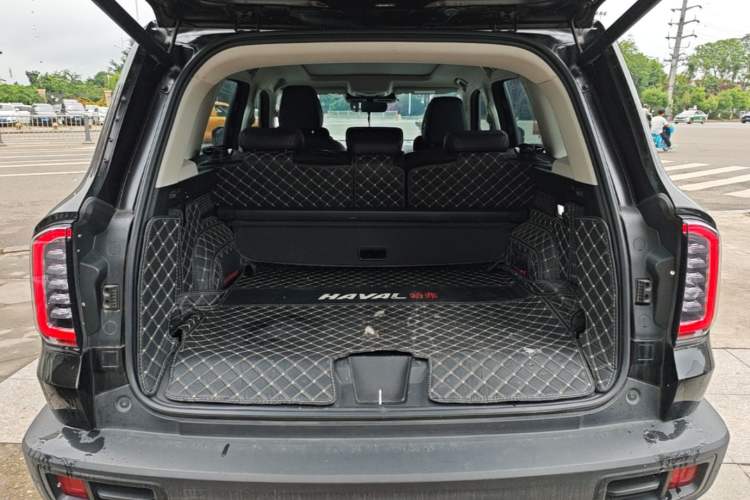 Used Haval DARGO 2021 1.5T DCT Two-Wheel Drive Border Collie Edition Trunk