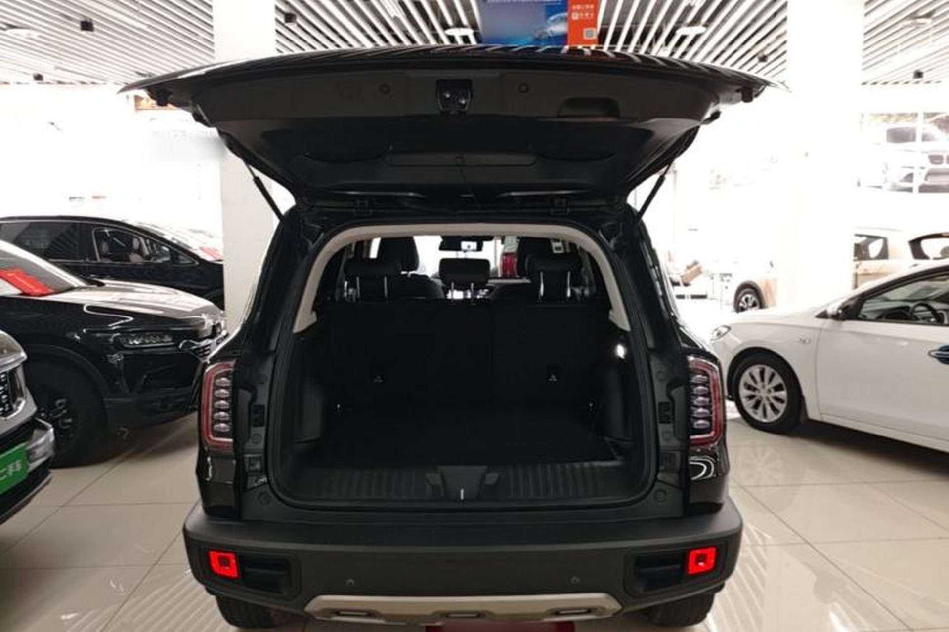 Used Haval DARGO 2021 1.5T DCT Two-Wheel Drive Labrador Edition Trunk